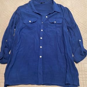 Womens small Blue button blouse 3/4 sleeves